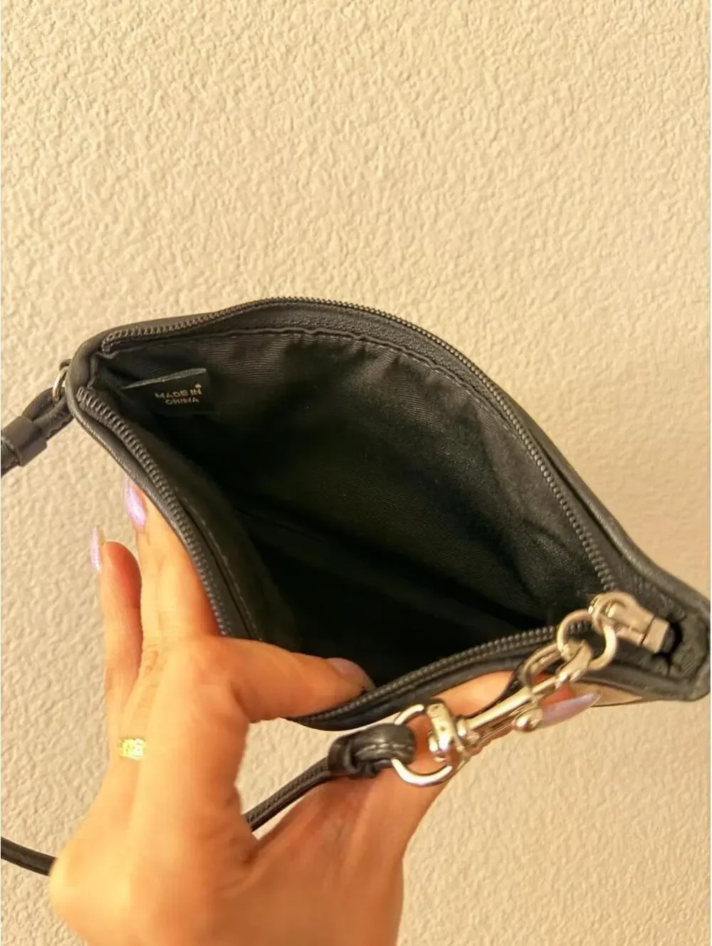 Vintage Black/Silver Coach Wristlet with Horizontal Stripes